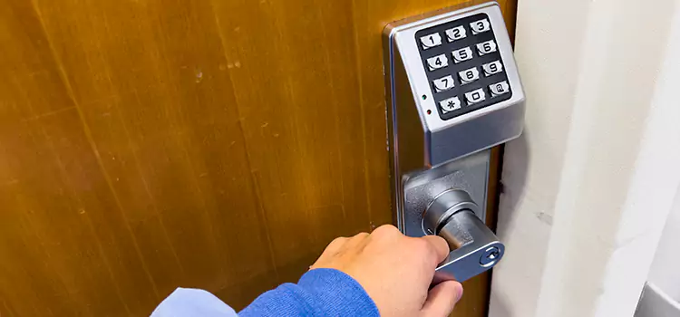Why Choose Us for Your Keypad Lock Needs in Highland Park, IL?